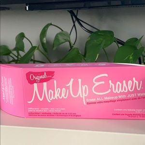 Make up eraser